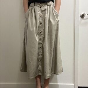 Preppy trench style button down skirt with pockets